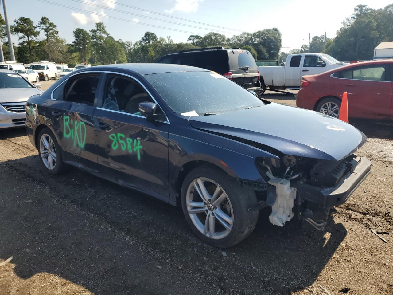 VOLKSWAGEN PASSAT SE