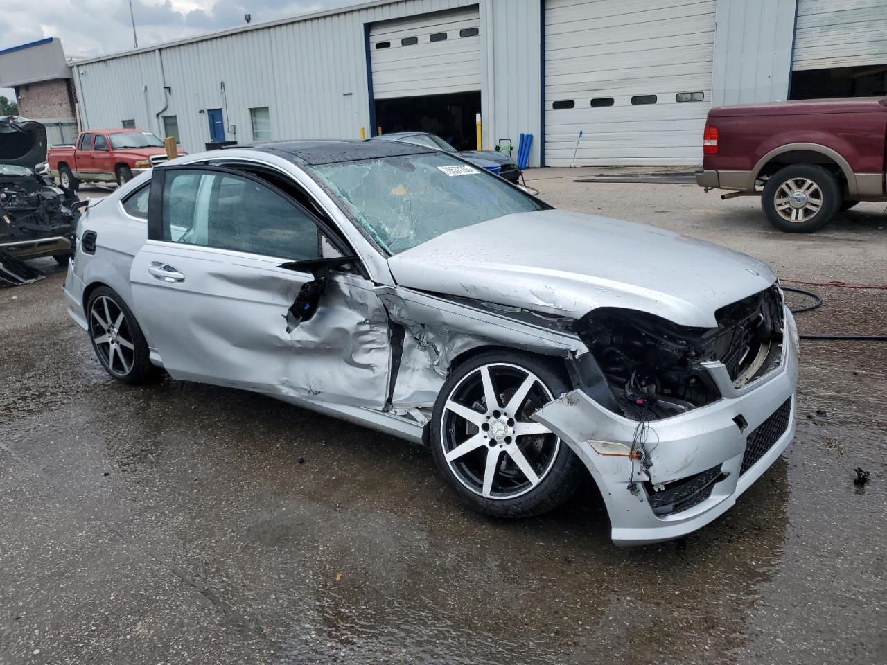 MERCEDES-BENZ C-CLASS 250