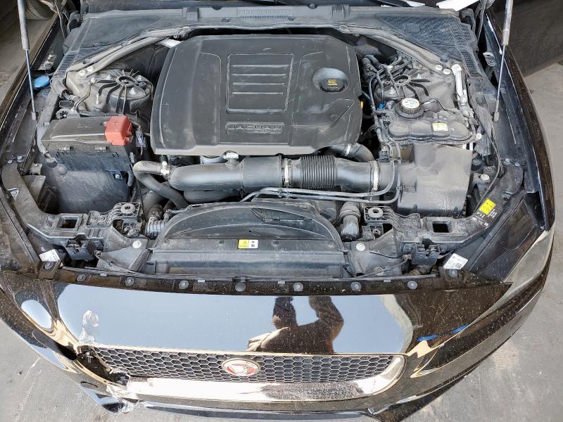 2019 JAGUAR XE SAJAR4FX4KCP49263