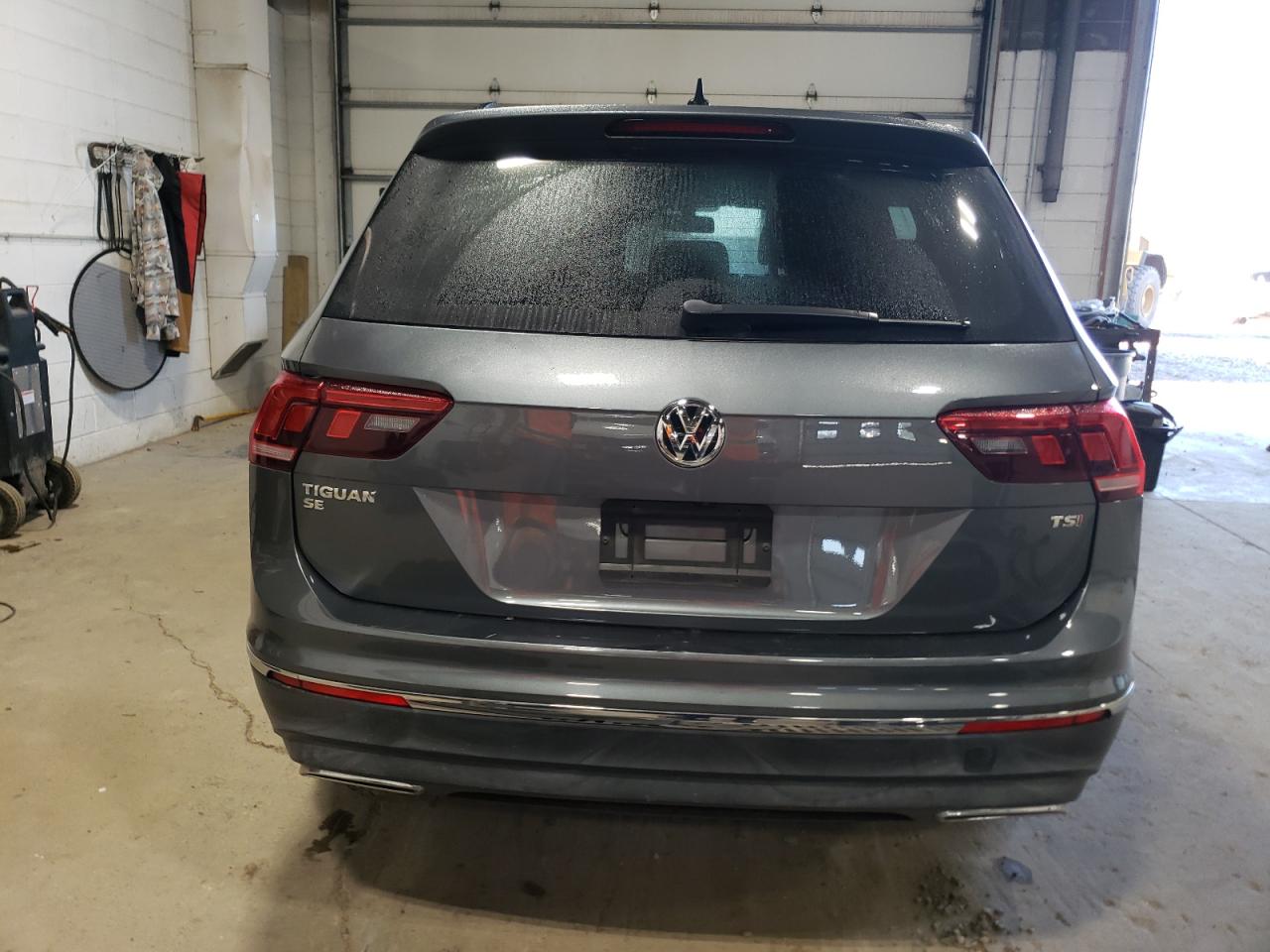 VOLKSWAGEN TIGUAN SE