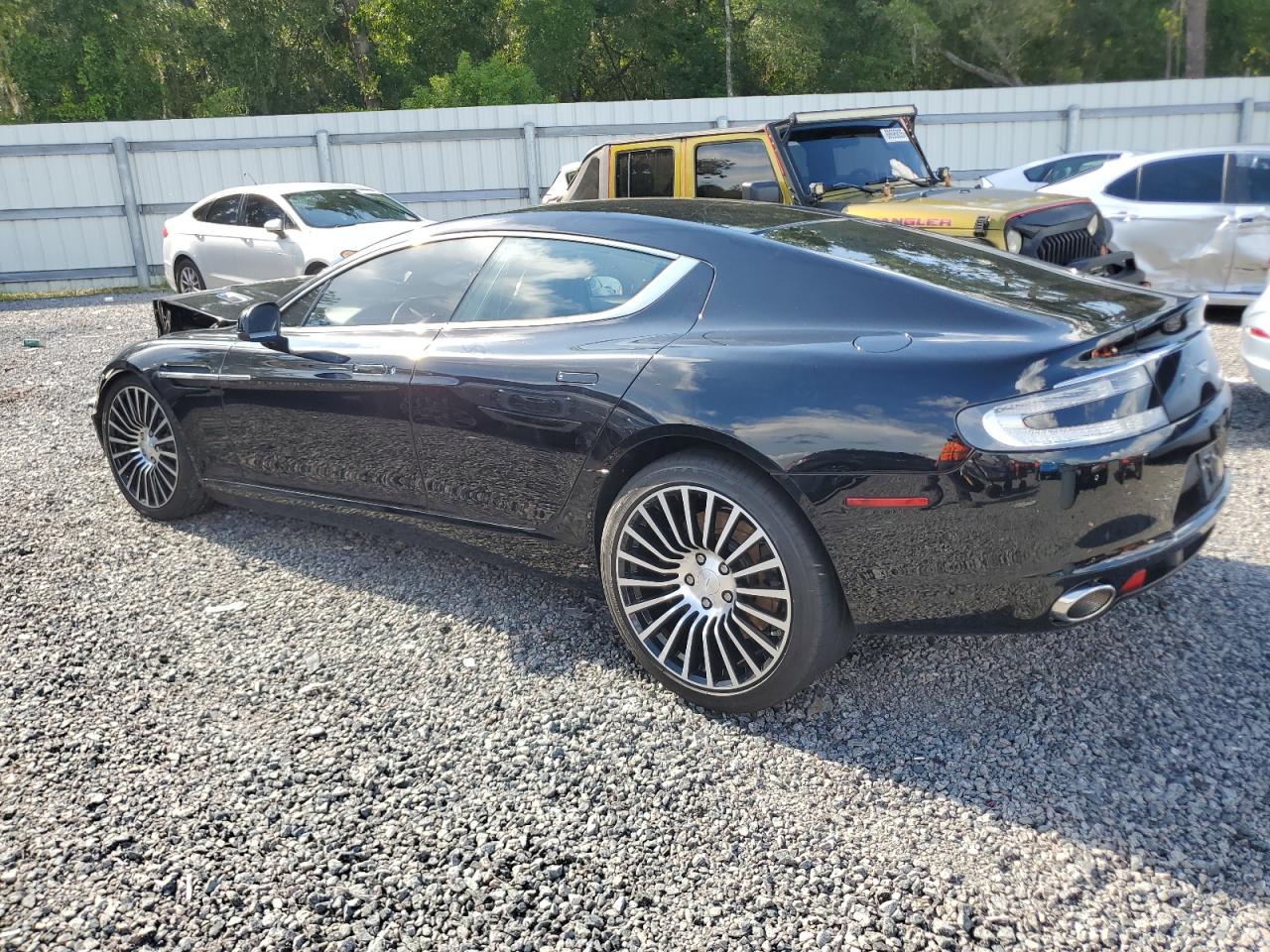 ASTON MARTIN RAPIDE