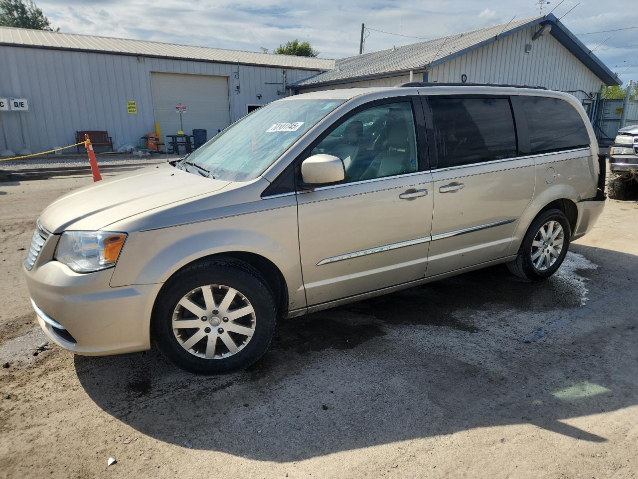 CHRYSLER TOWN & COUNTRY TOURING