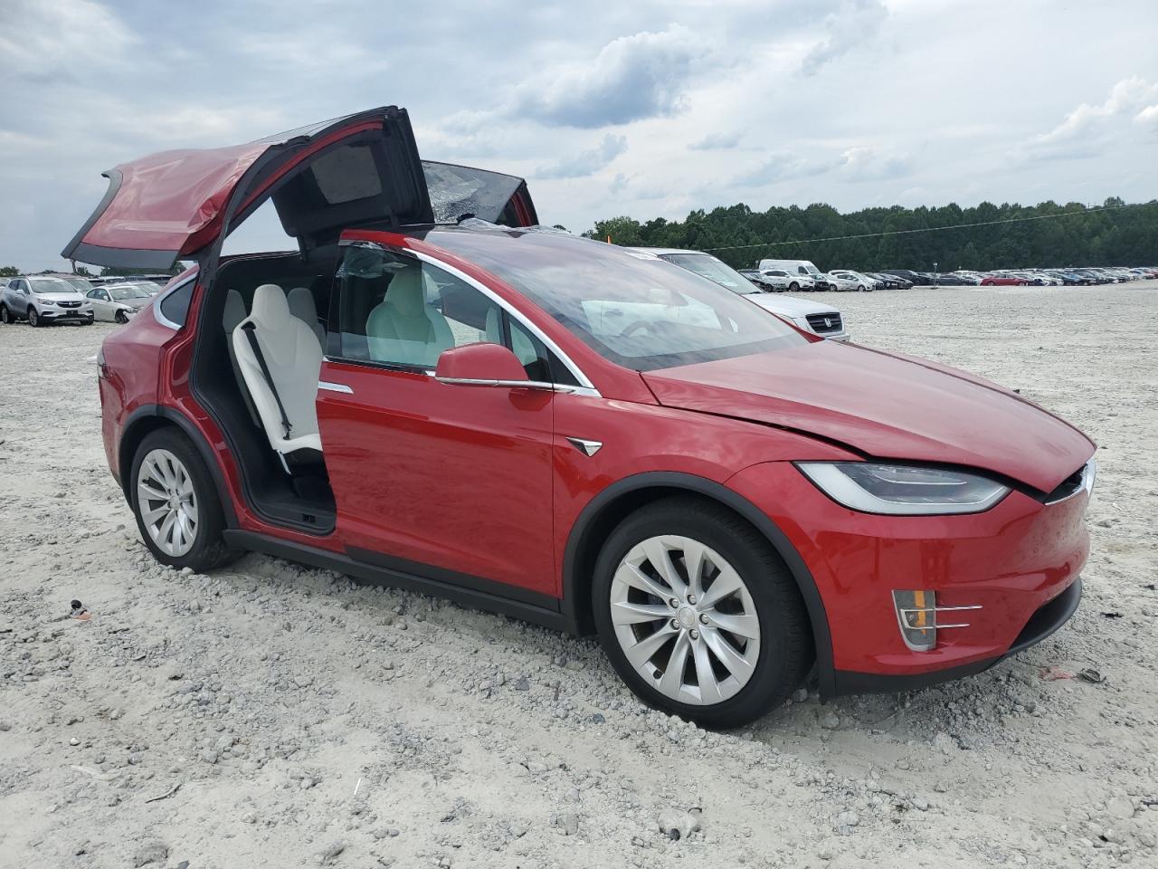 TESLA MODEL X