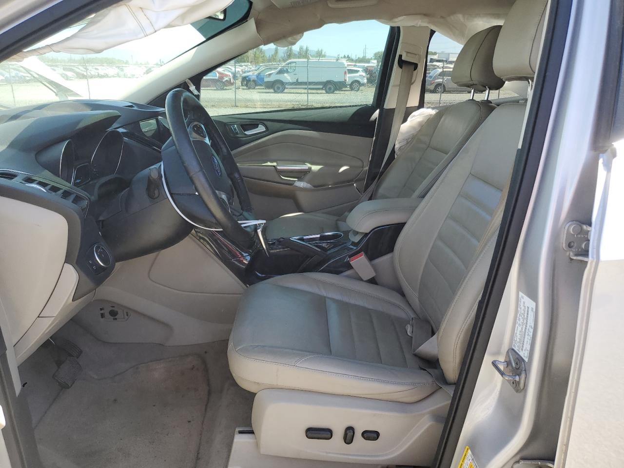 FORD ESCAPE TITANIUM