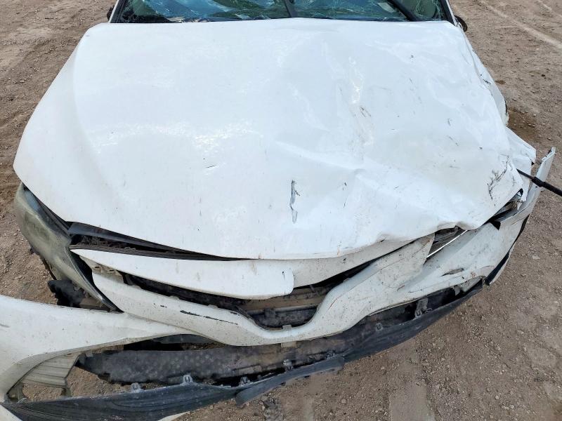 2018 TOYOTA CAMRY L 4T1B11HK2JU538495