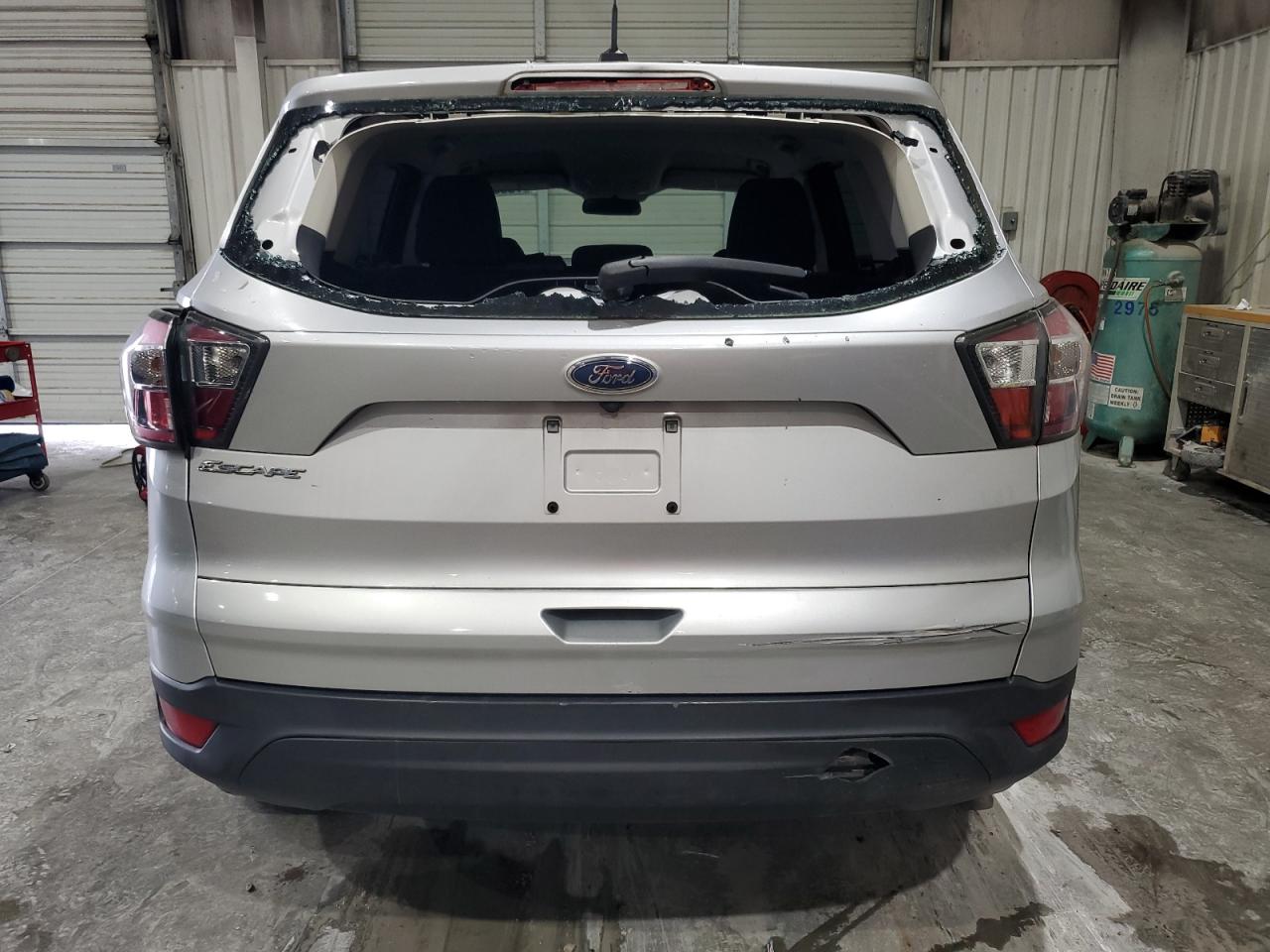 FORD ESCAPE S