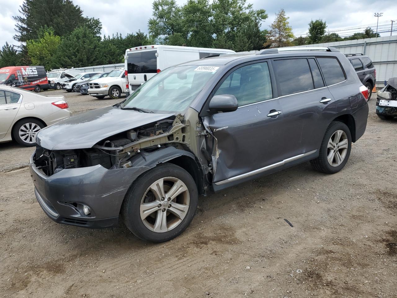 TOYOTA HIGHLANDER LIMITED