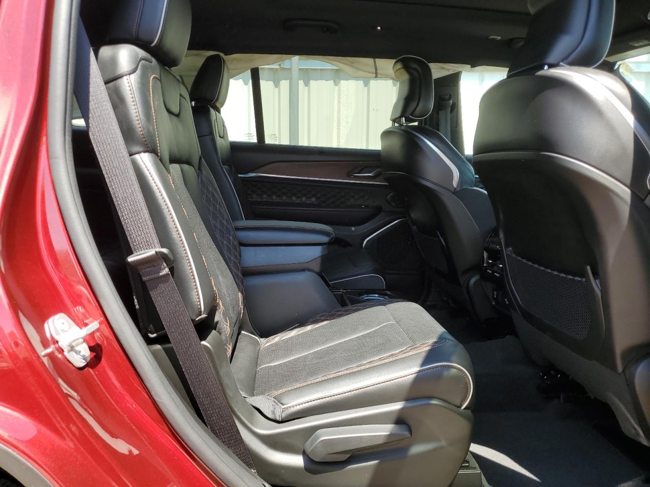 JEEP GRAND CHEROKEE L SUMMIT