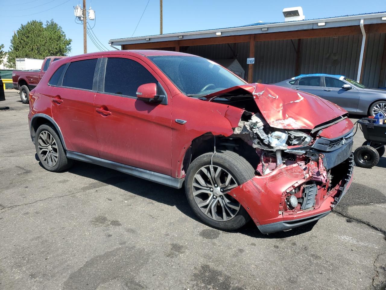 MITSUBISHI OUTLANDER ES