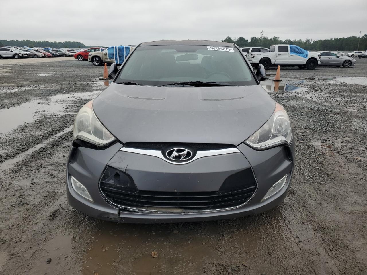 HYUNDAI VELOSTER