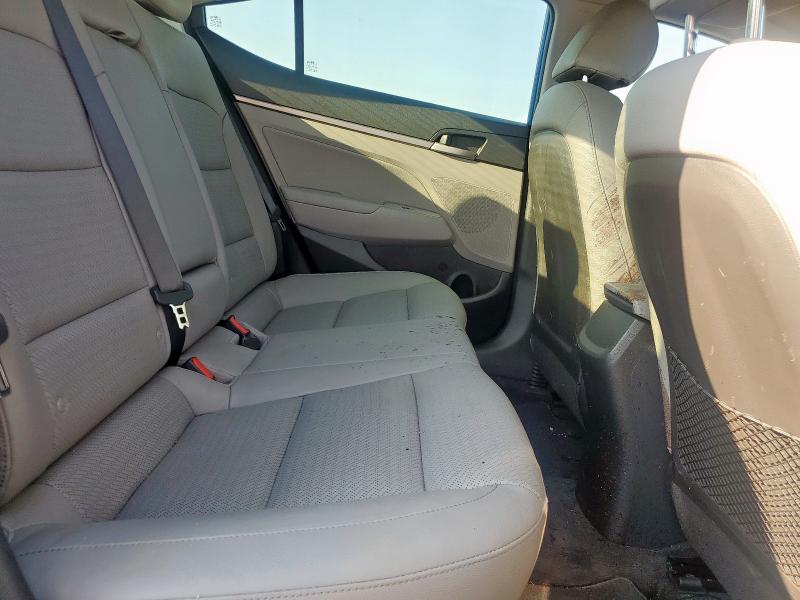 2018 HYUNDAI ELANTRA SE - KMHD84LF7JU449182