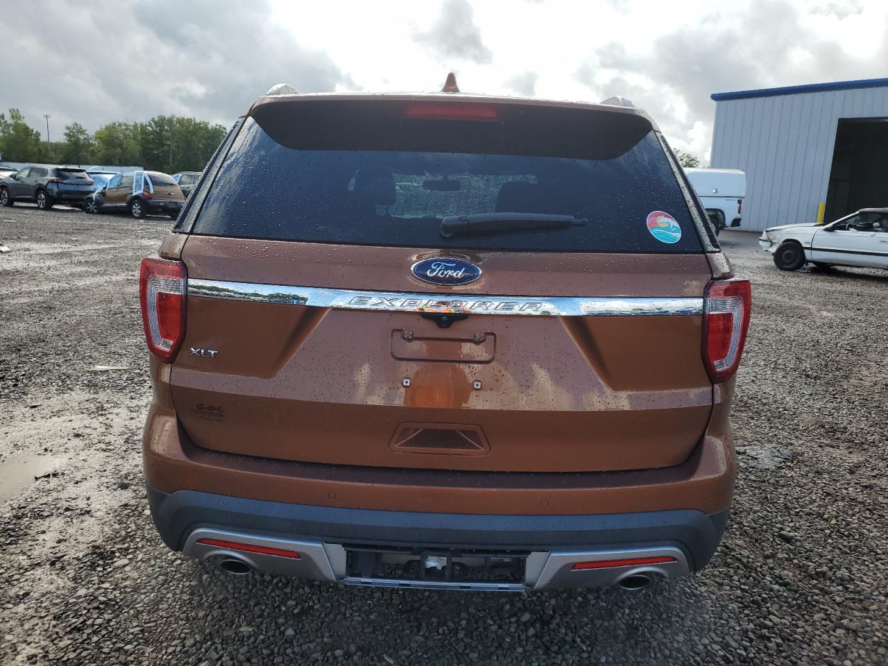 FORD EXPLORER XLT