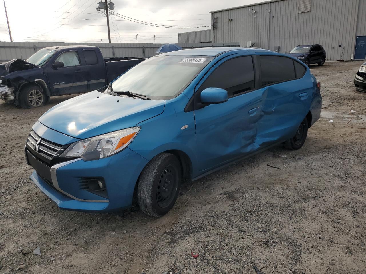 MITSUBISHI MIRAGE G4 ES