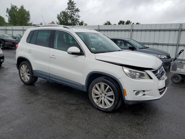 2011 VOLKSWAGEN TIGUAN S - WVGBV7AX5BW543838