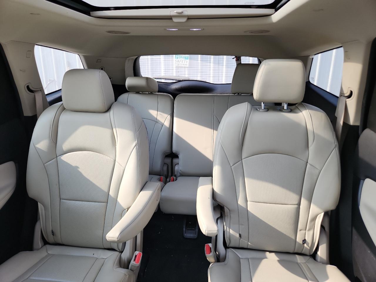 BUICK ENCLAVE ESSENCE