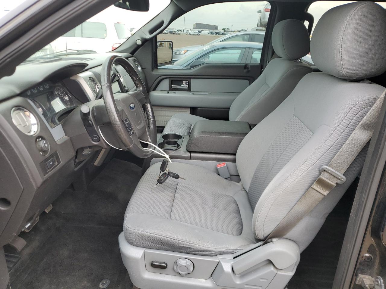 FORD F-150 SUPERCREW