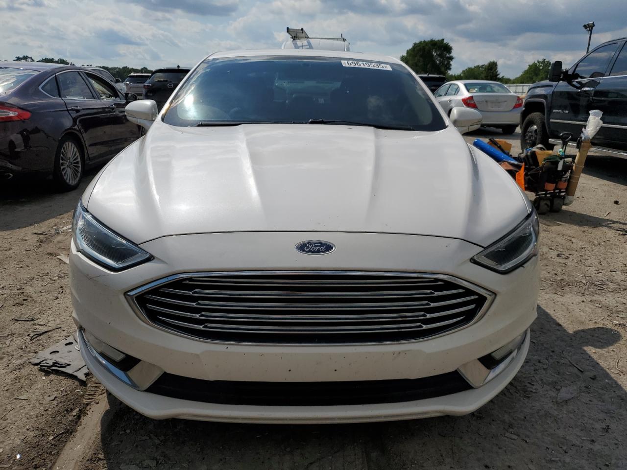 FORD FUSION SE