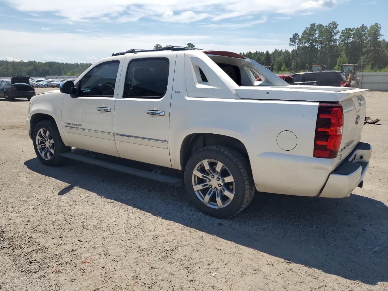 CHEVROLET AVALANCHE LTZ