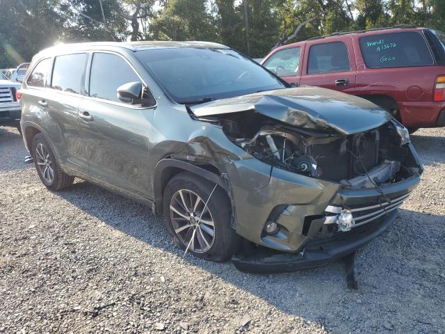 2017 TOYOTA HIGHLANDER SE 5TDKZRFH7HS216548