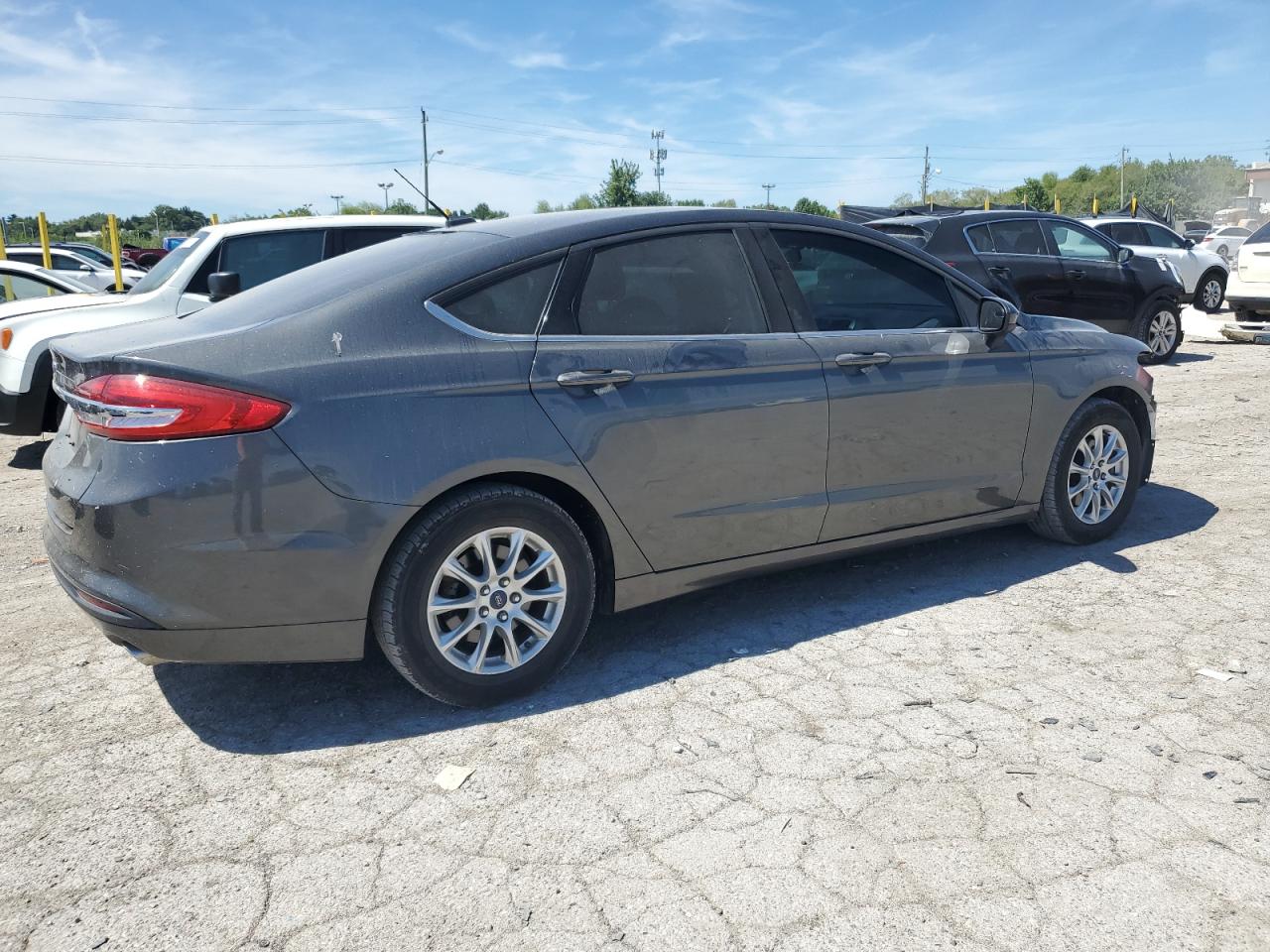 FORD FUSION S