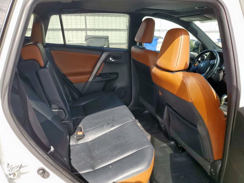 2016 TOYOTA RAV4 SE 2T3NFREVXGW306397