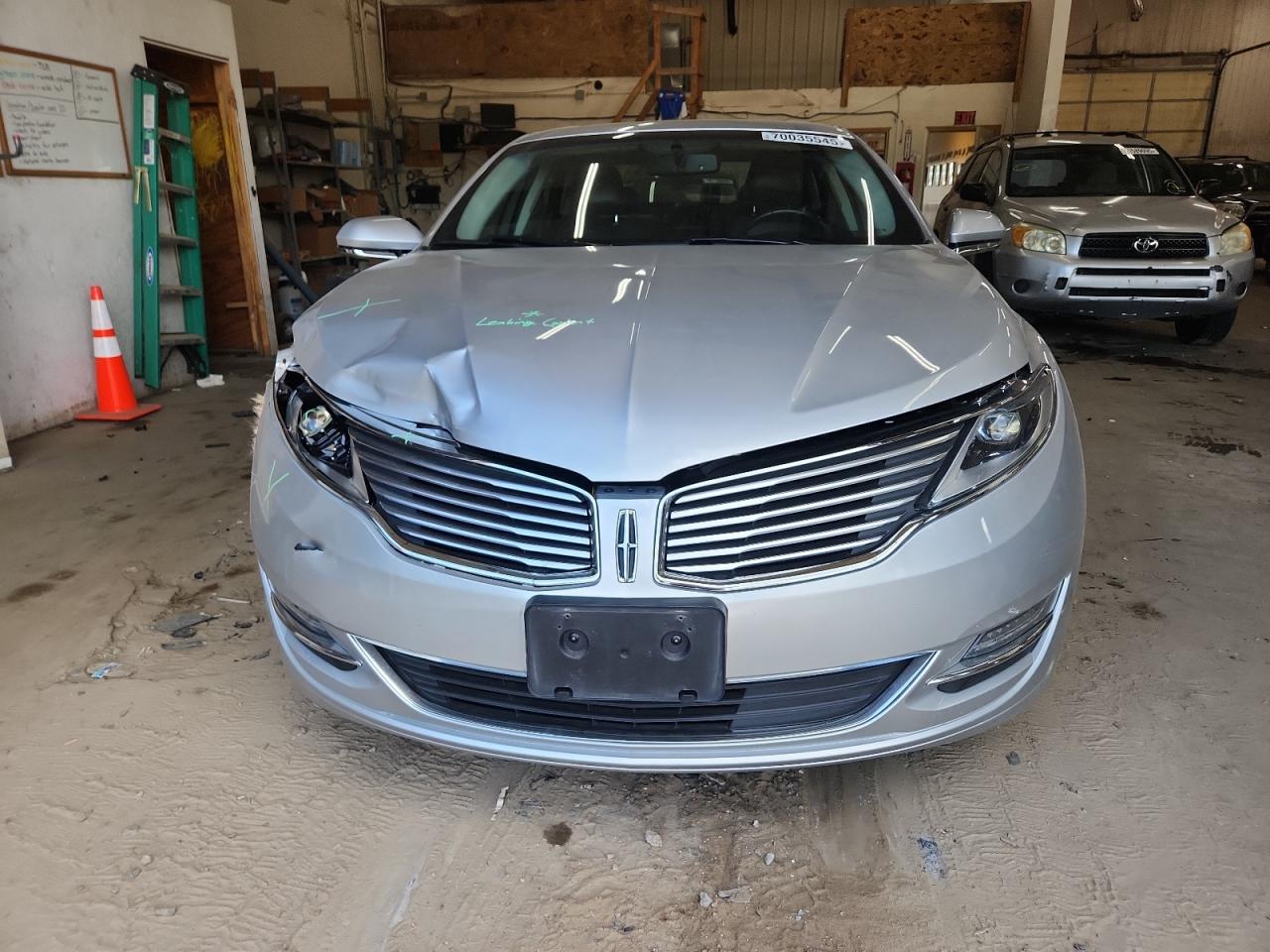 LINCOLN MKZ