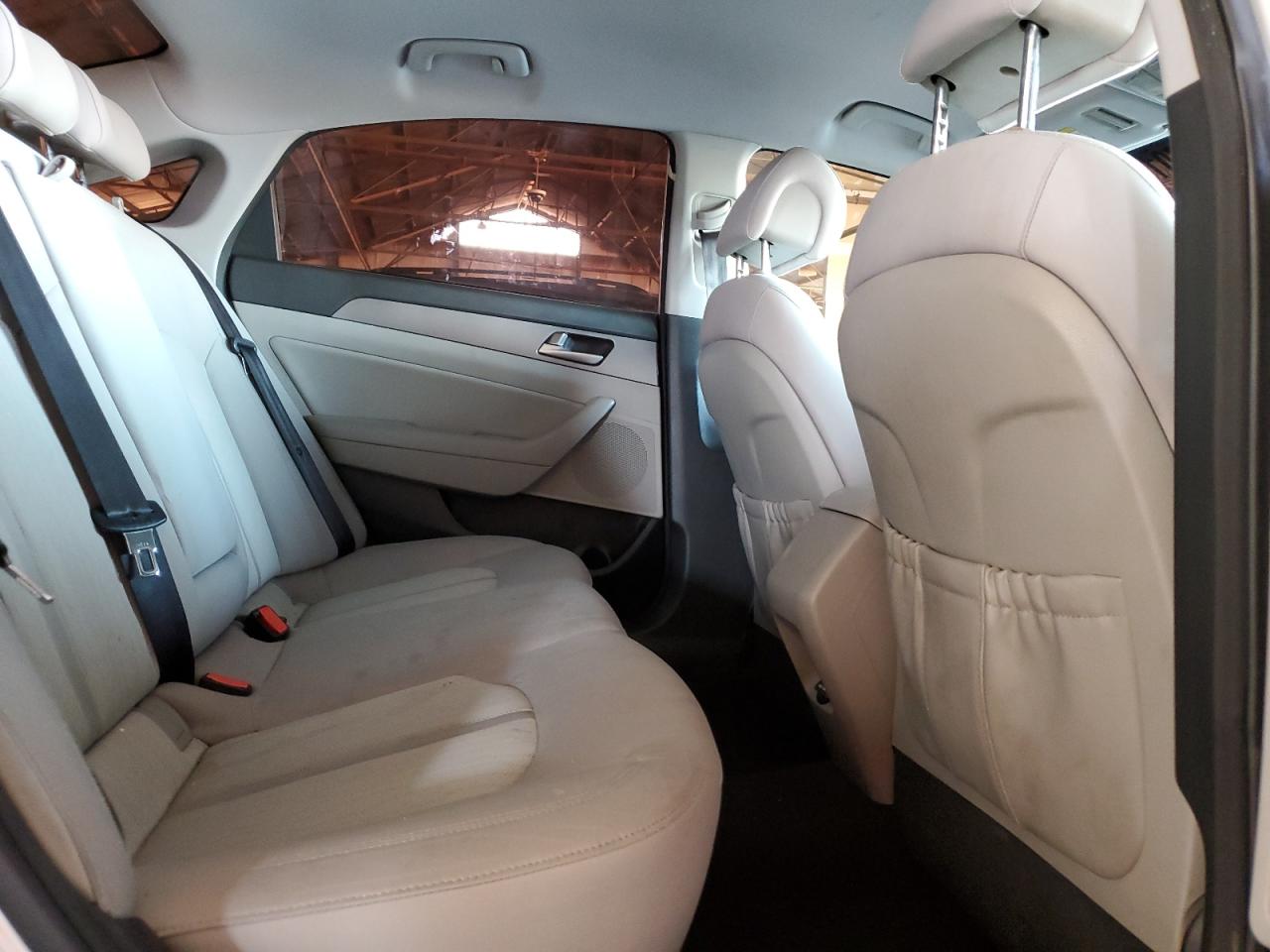 HYUNDAI SONATA HYBRID