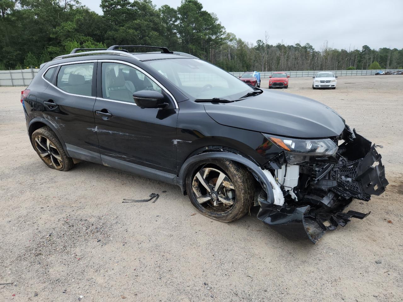 NISSAN ROGUE SPORT S