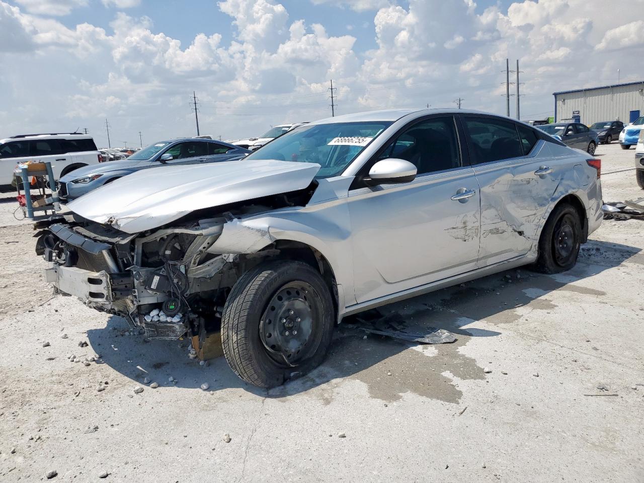 NISSAN ALTIMA S