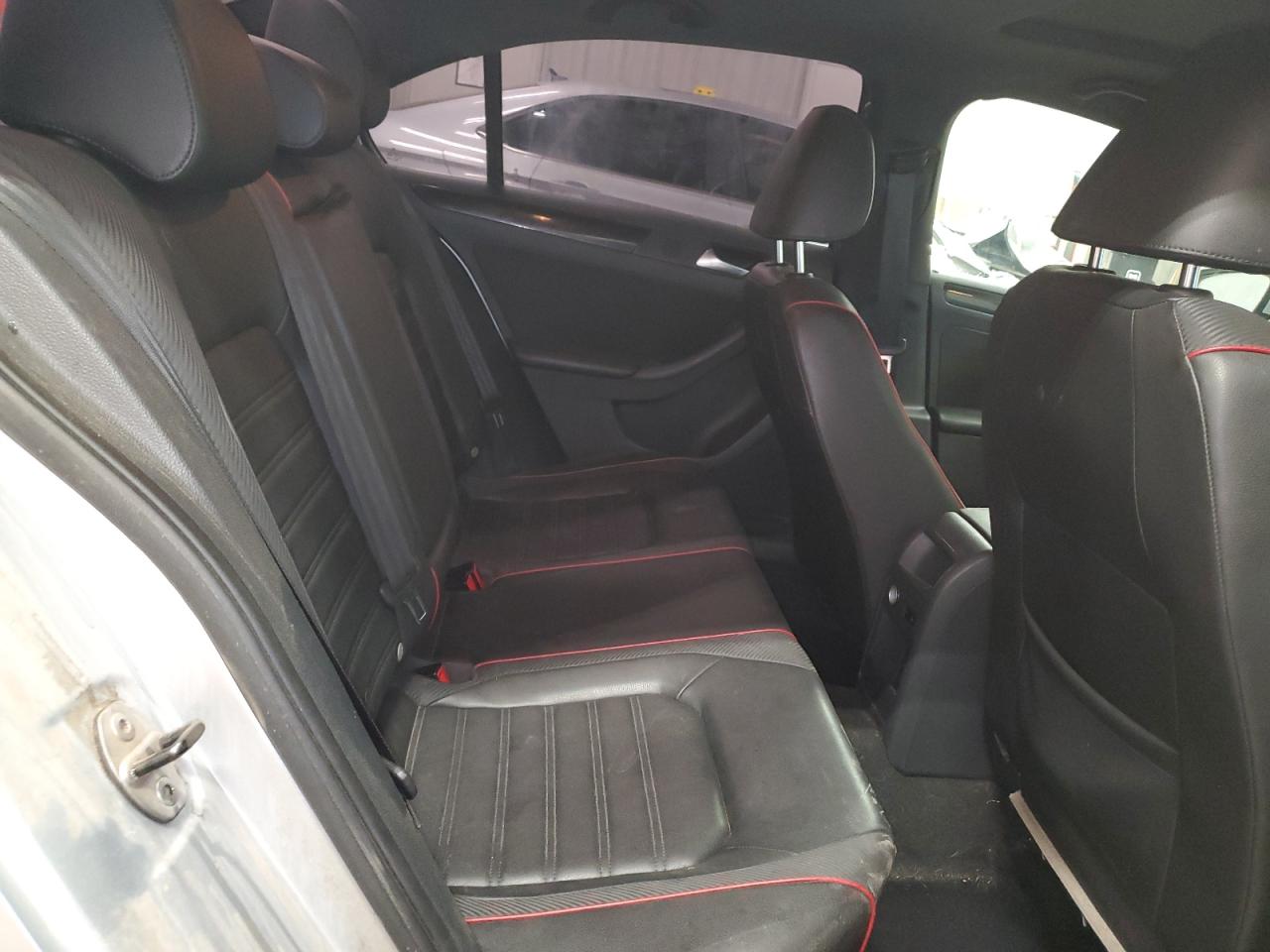 VOLKSWAGEN JETTA GLI