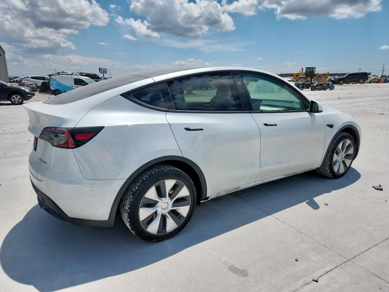 2024 TESLA MODEL Y 7SAYGDEE5RA255185