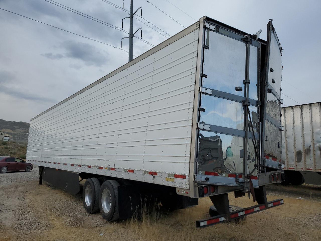 Lot #3270173791 2014 UTILITY VS2RA