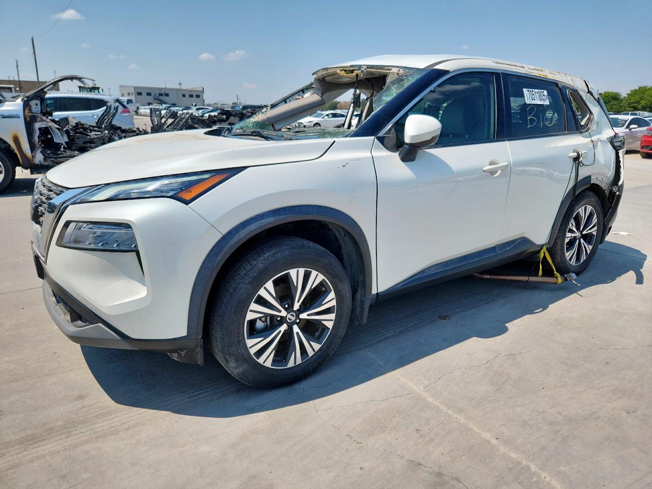 NISSAN ROGUE SV