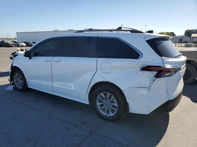 2024 TOYOTA SIENNA LE 5TDBRKEC0RS217006