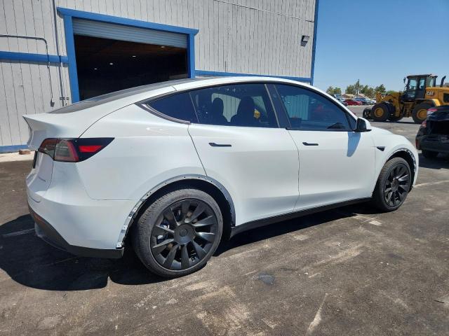 2024 TESLA MODEL Y 7SAYGDEE9RA216762