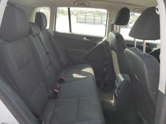 2017 VOLKSWAGEN TIGUAN S WVGAV7AX6HK049404