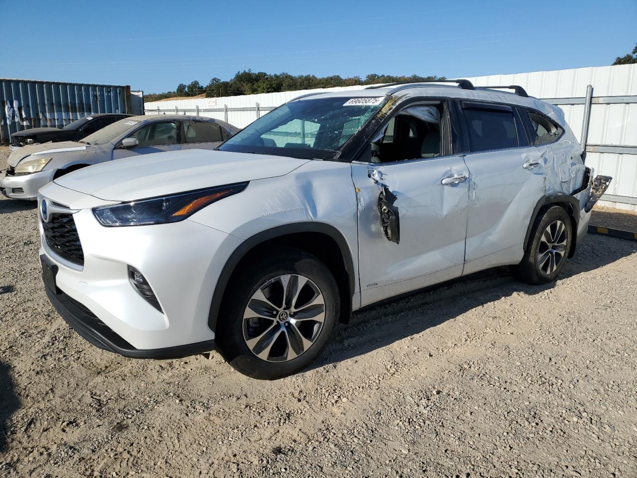 TOYOTA HIGHLANDER HYBRID XLE
