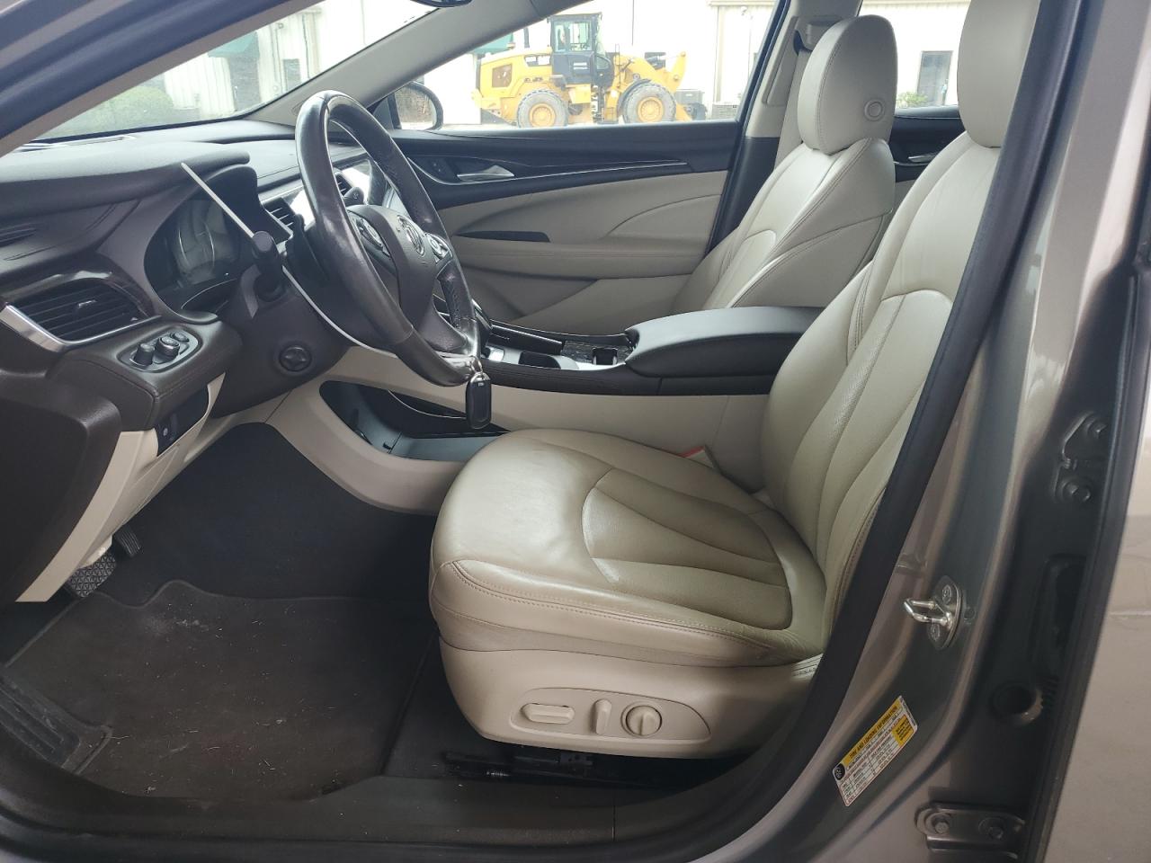 BUICK LACROSSE ESSENCE