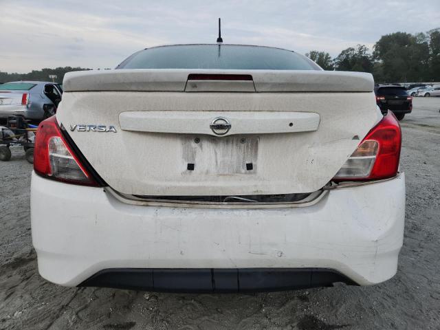 2017 NISSAN VERSA S 3N1CN7AP7HL825571