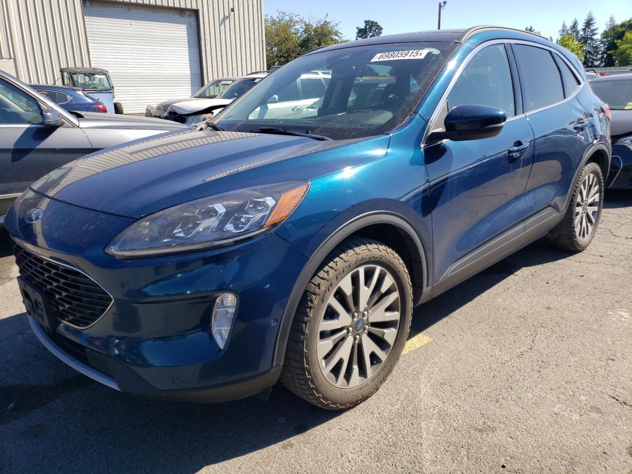 FORD ESCAPE TITANIUM