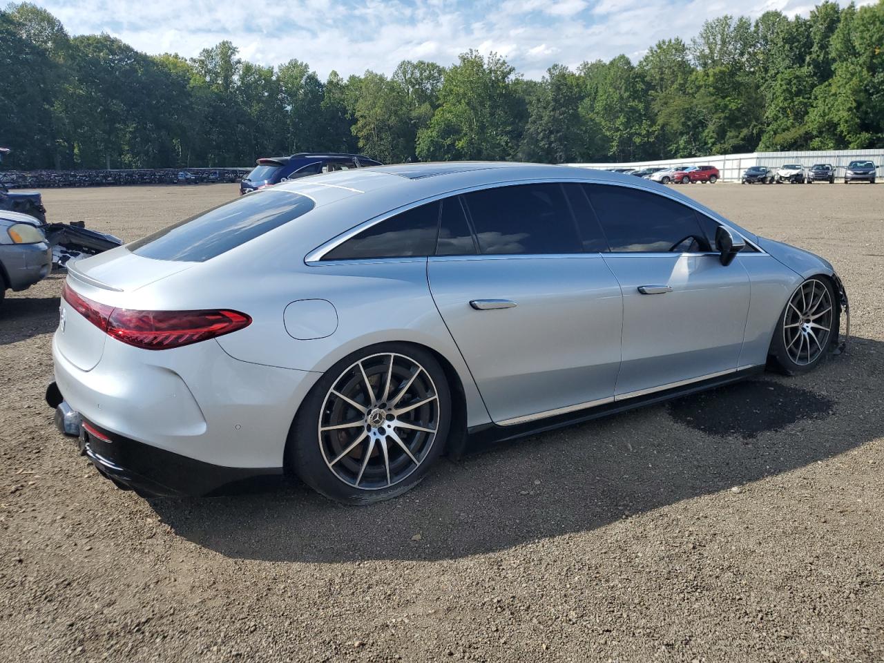 MERCEDES-BENZ EQS 450+