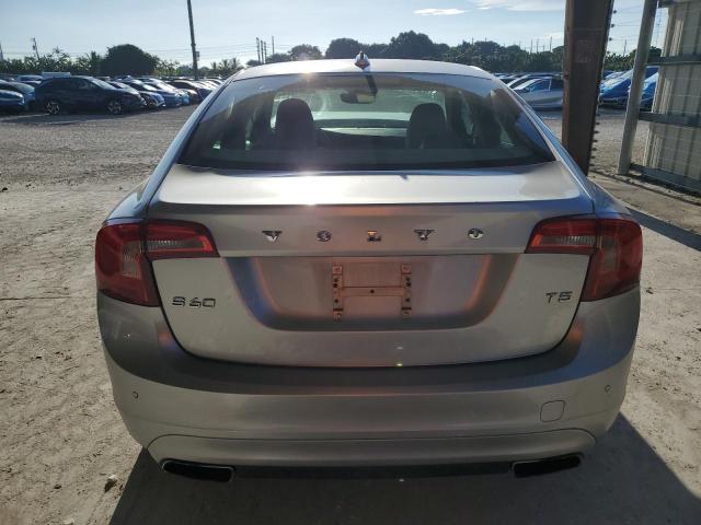 2015 VOLVO S60 PREMIE YV140MFK6F1356645