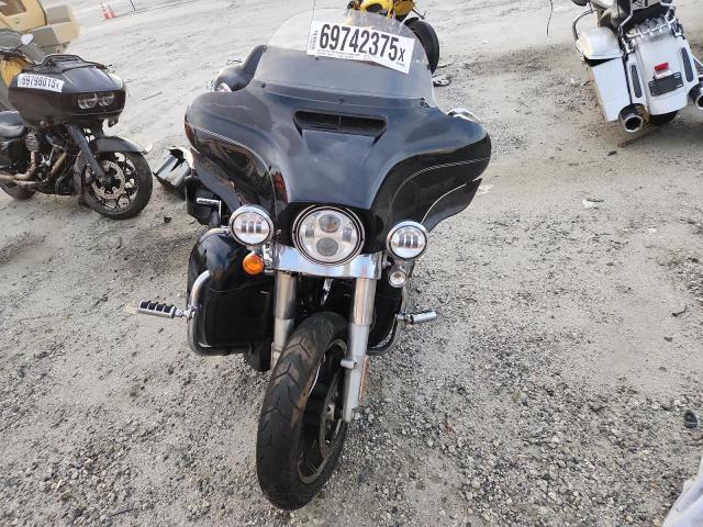 2017 HARLEY-DAVIDSON FLHTCU ULT 1HD1FCC12HB640220