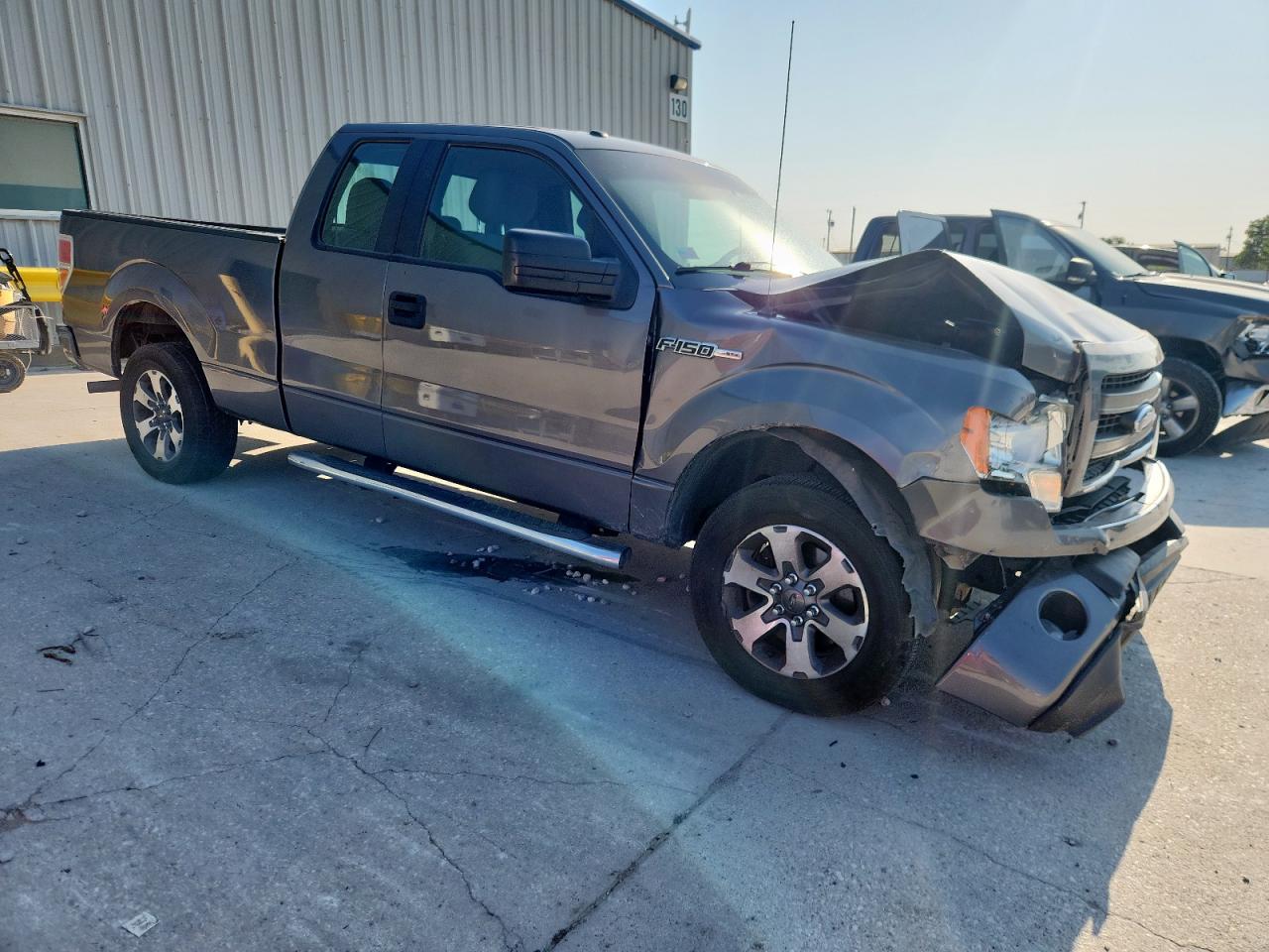 FORD F-150 SUPER CAB