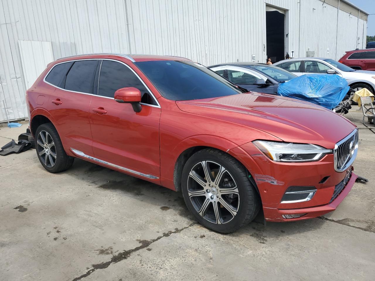VOLVO XC60 T5 INSCRIPTION