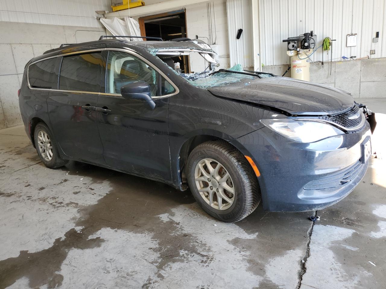 CHRYSLER VOYAGER LXI