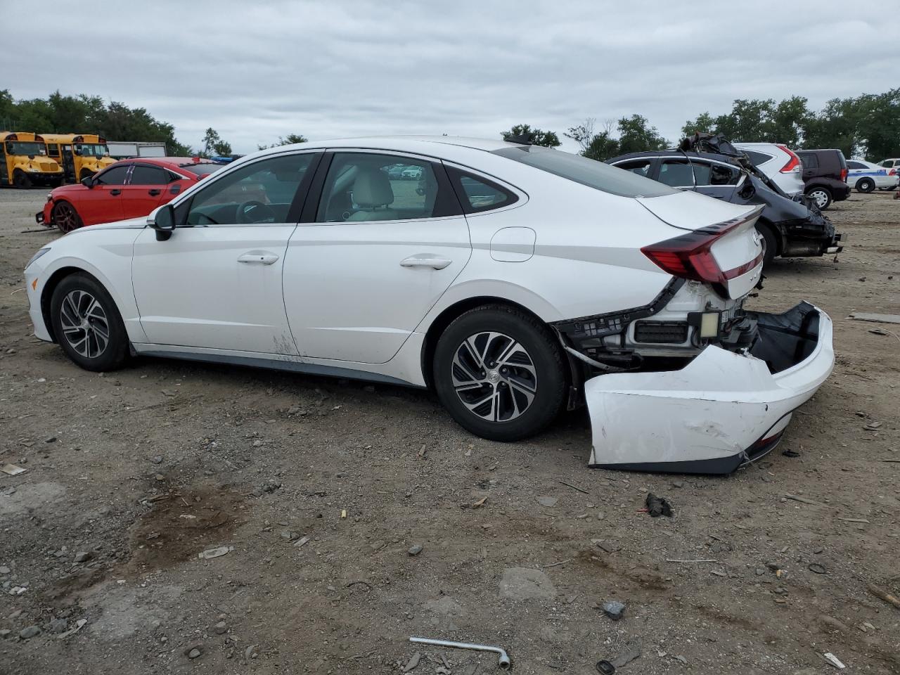 HYUNDAI SONATA HYBRID