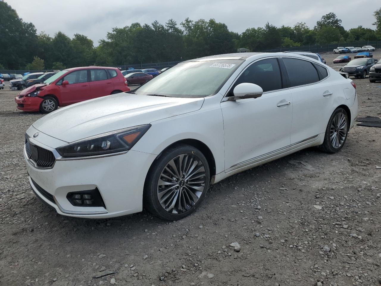 KIA CADENZA PREMIUM