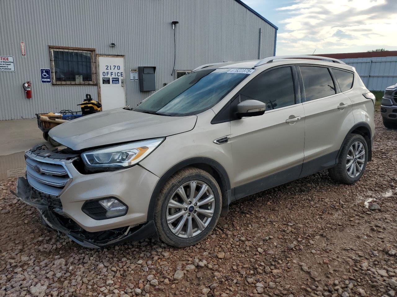 FORD ESCAPE TITANIUM