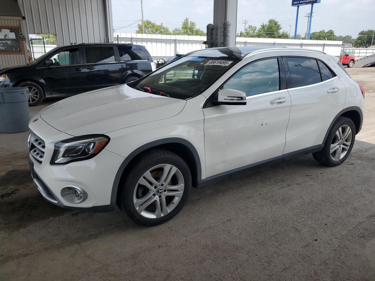 MERCEDES-BENZ GLA-CLASS 250 4MATIC